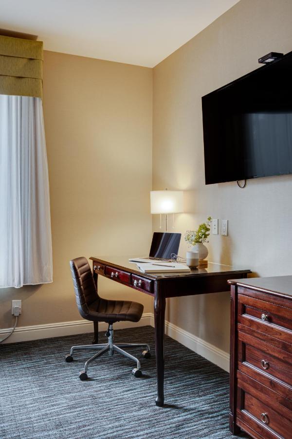Hotel Ayres & Spa - Lake Forest Mission Viejo